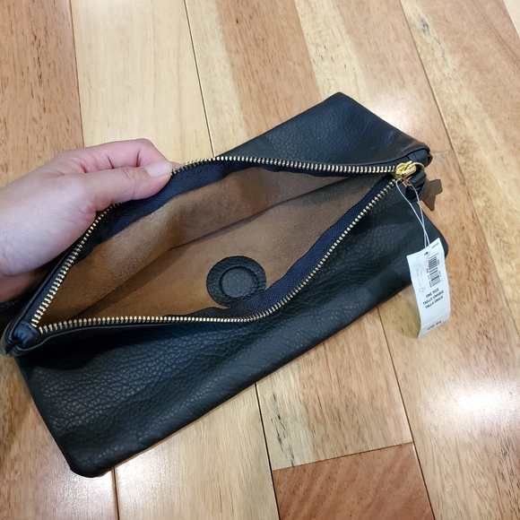 Old Navy Clutch - Picture 4 of 7